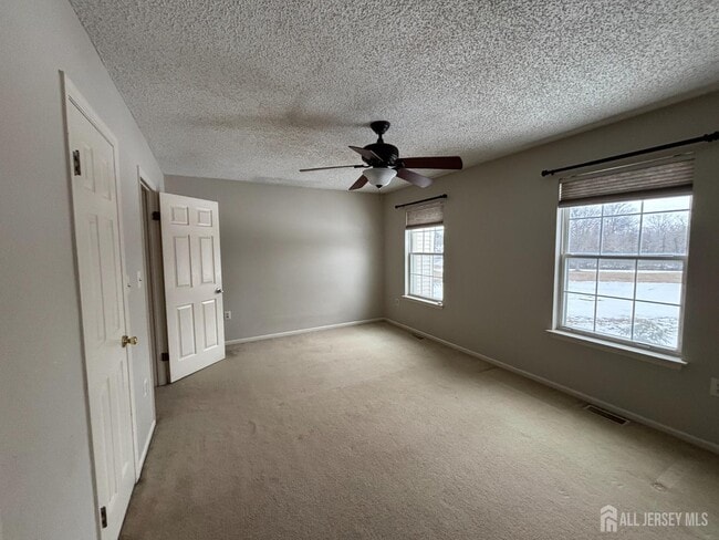 Building Photo - 62 Colleen Ct