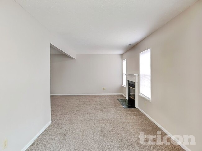 Building Photo - 6422 Coconut Ct