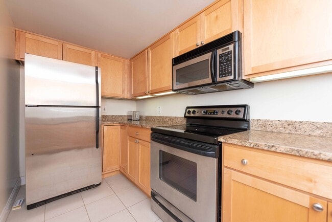 Building Photo - 2630 Adams Mill Rd NW