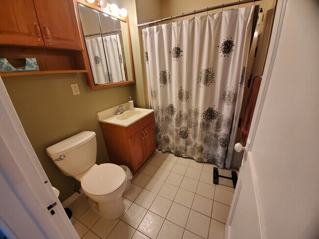 Bathroom - 142 Shotwell Park