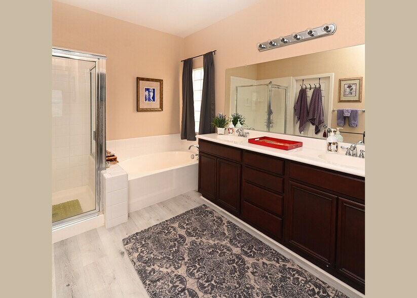 Building Photo - 835 Alta Ridge