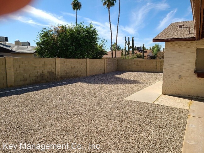 Building Photo - 3 br, 2 bath House - 4923 W. Christy Drive