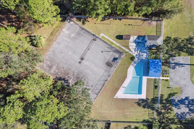 Building Photo - 132 Woodvalley Ct