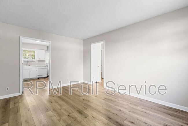 Building Photo - 4426 Central Valley Dr