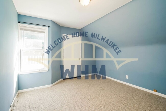 Building Photo - 7124 W Moltke Ave