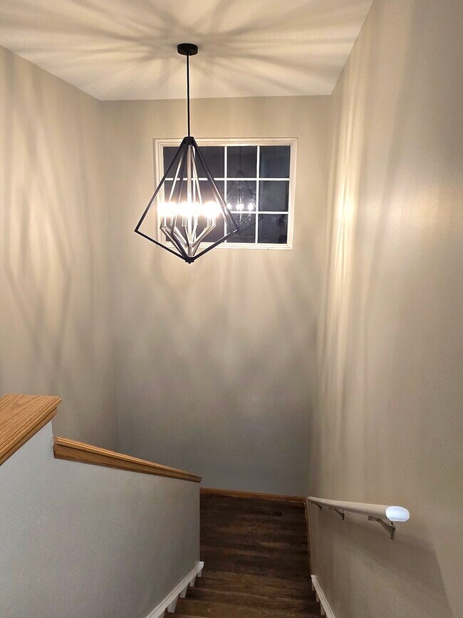 Building Photo - 3467 Ravinia Cir