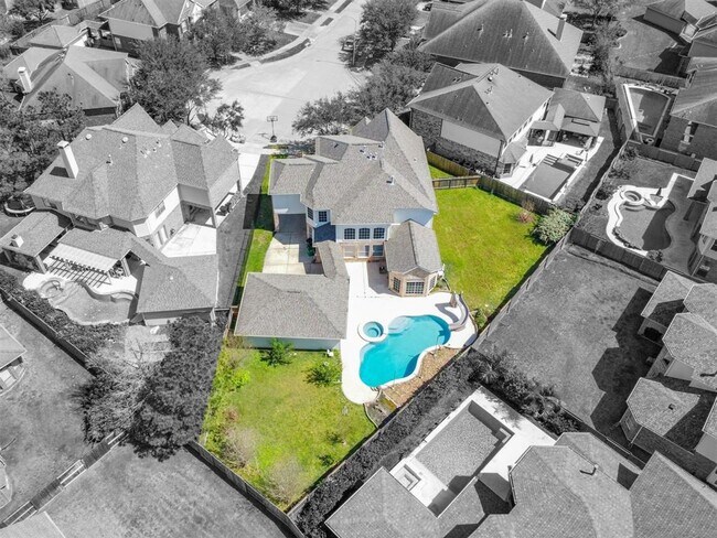 Building Photo - 3906 Point Cuero Ct