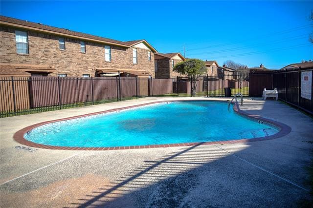 Building Photo - 916 Cedar Terrace