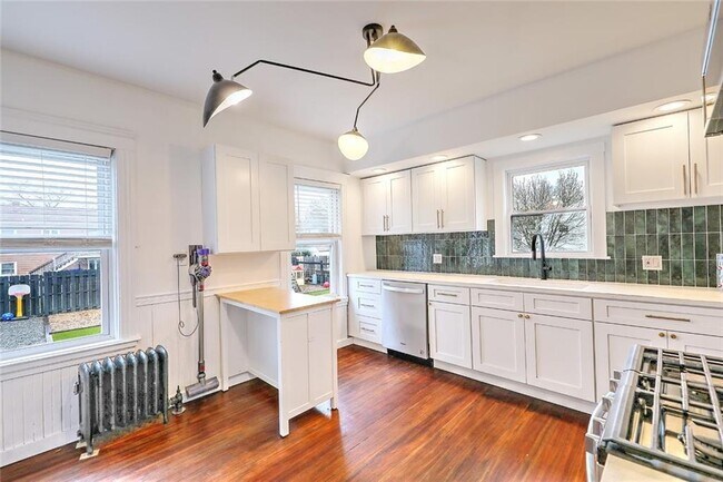 Building Photo - 73 Washburn Ave