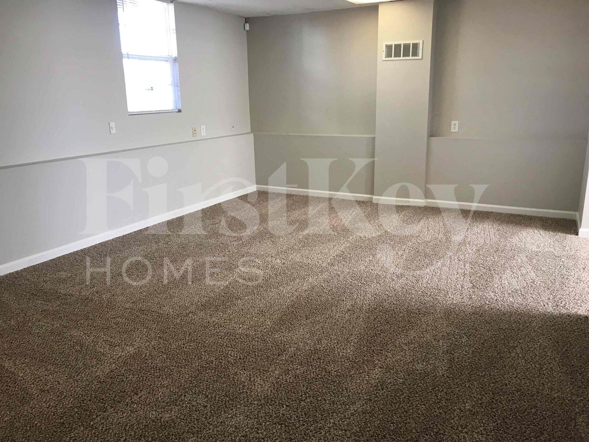 Building Photo - 261 Bookout Loop