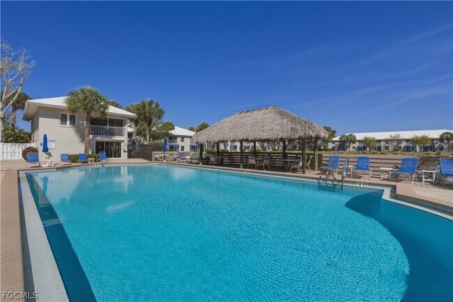 Building Photo - 876 Gulf Pavillion Dr