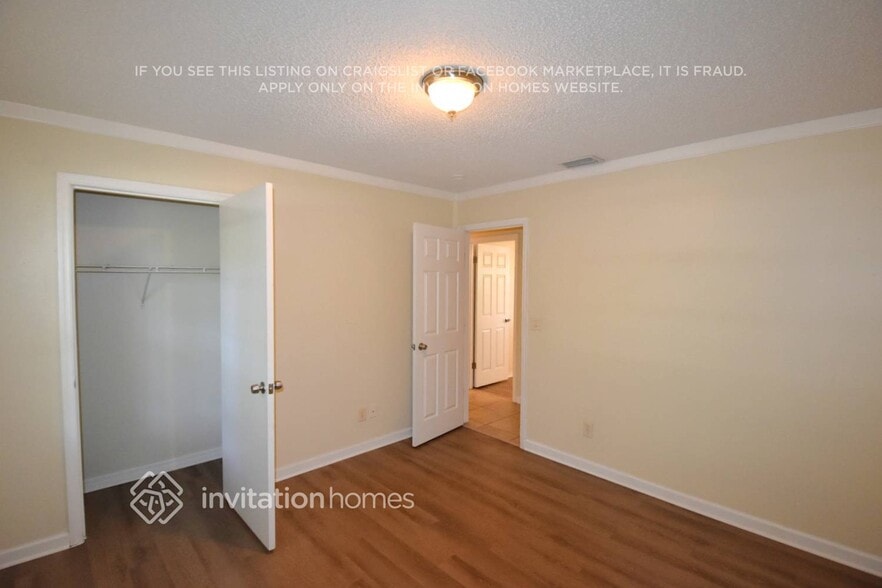 Building Photo - 192 Groveland Farms Rd