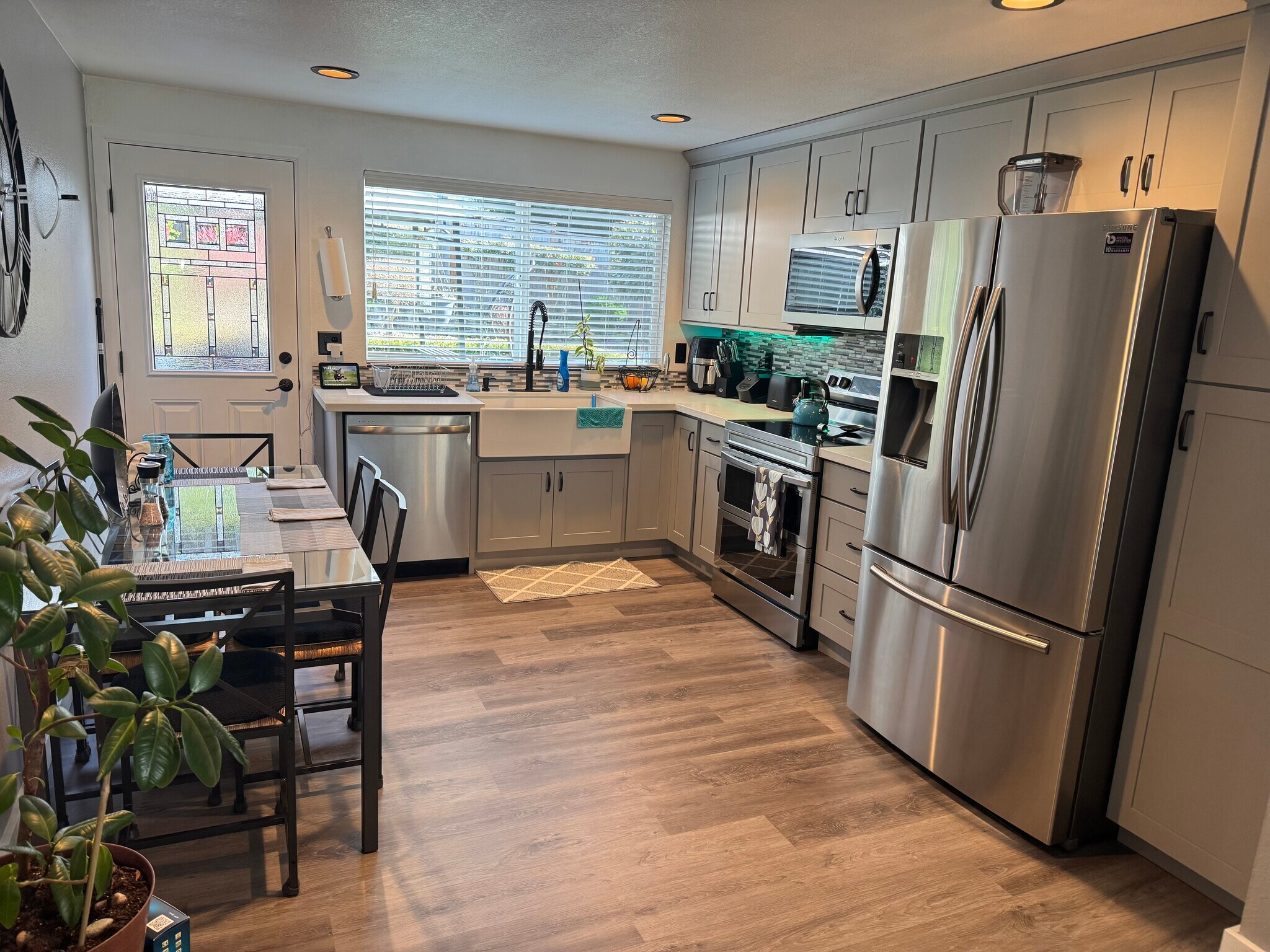 Kitchen - 932 22nd Ave S