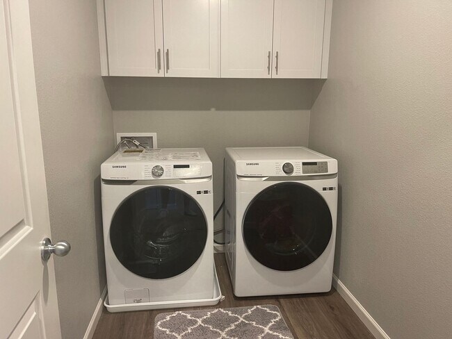 Building Photo - Wonderful Brand New Home