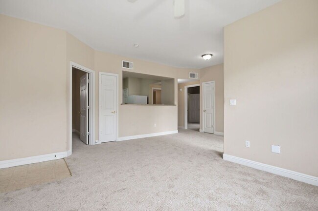 Building Photo - 8000 W Badura Ave