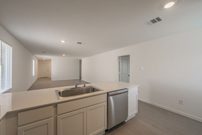 Building Photo - Brand new 3 bedroom 2 bath home Lennar home