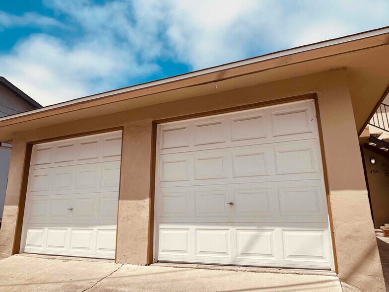 Building Photo - 4523 Spring St