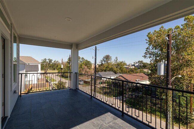 Building Photo - 1812 Palmetto Landing Dr