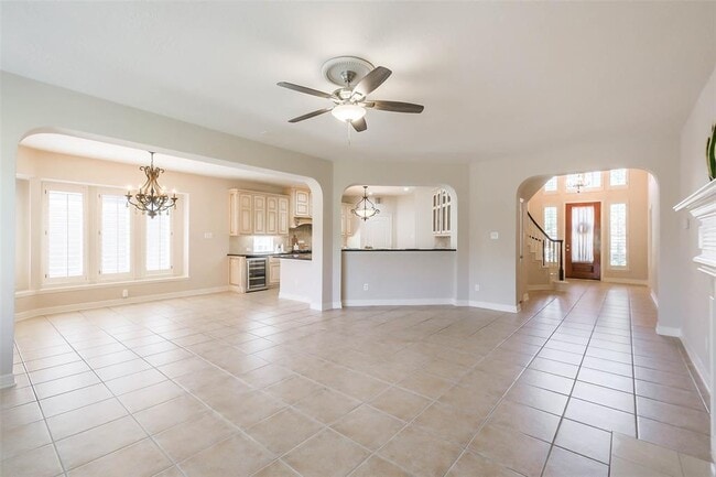 Building Photo - 12411 Santiago Cove Ln