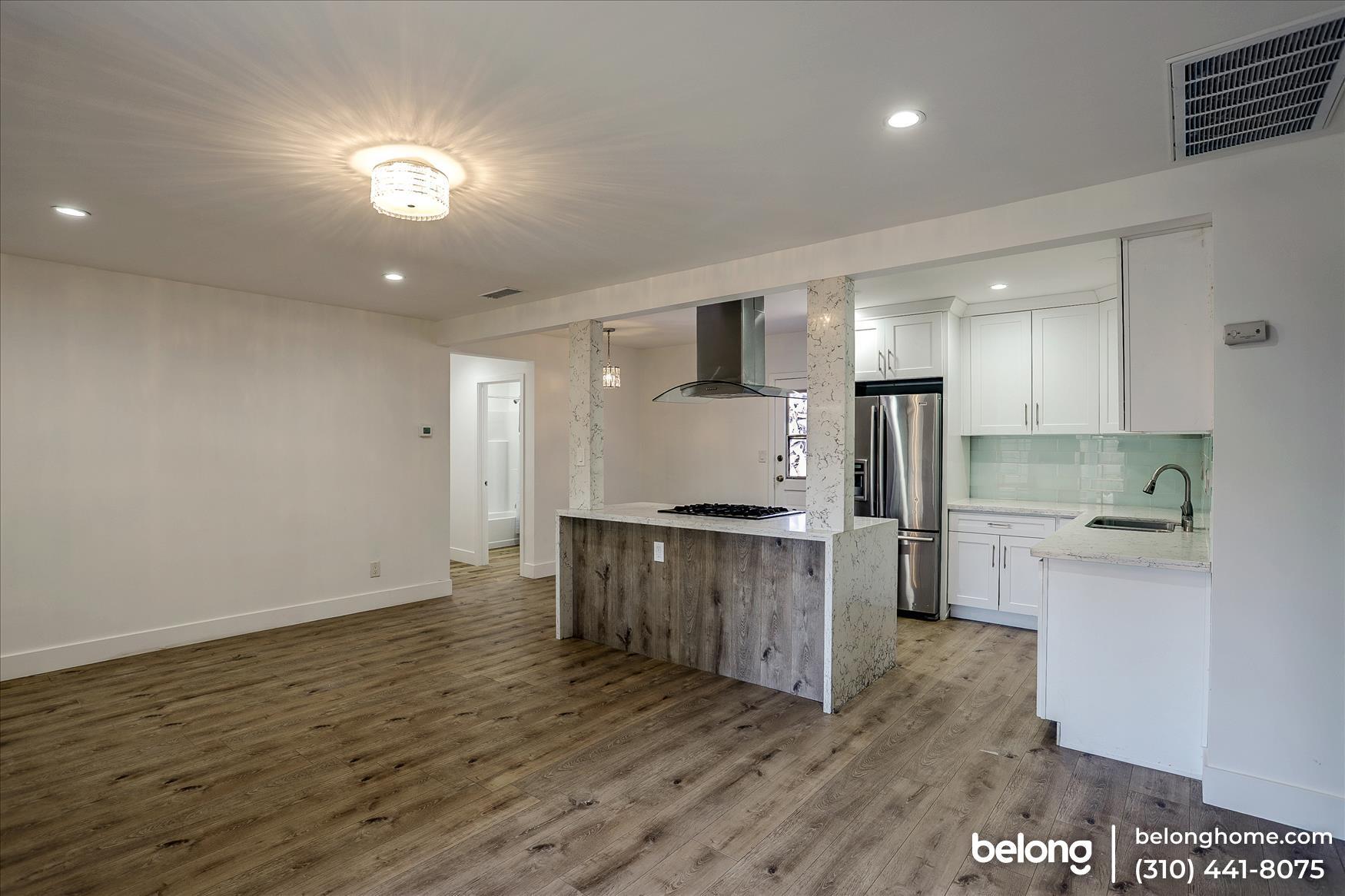 Building Photo - 8833 Paso Robles Ave