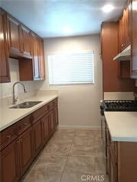Building Photo - 648 Abbey Ln