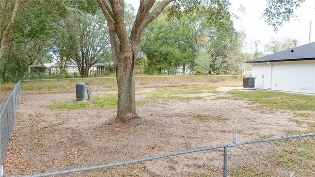 Building Photo - 20 Water Trak