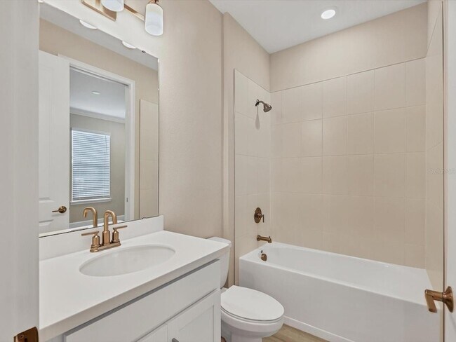 Building Photo - 14804 Orrieto Pl