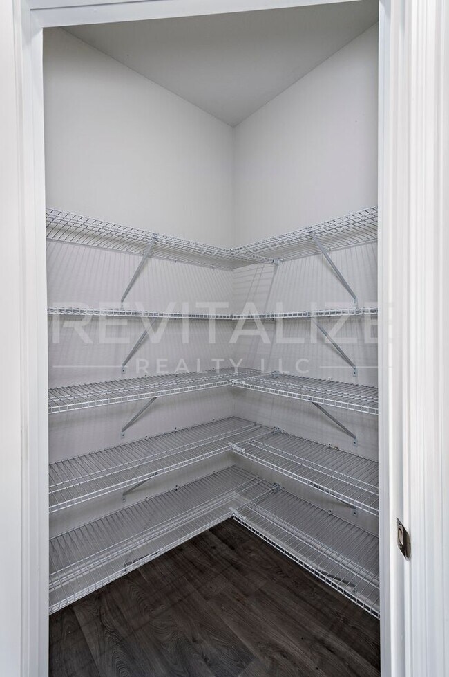 Building Photo - 14531 Dayton Cir