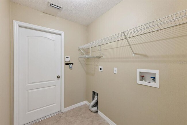 Building Photo - 1106 Natural Oaks Dr