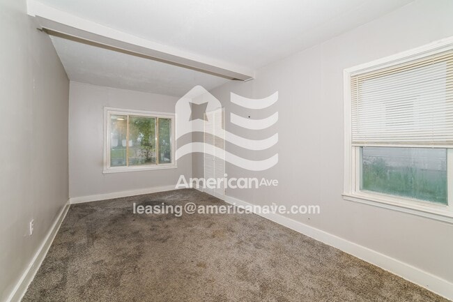 Building Photo - 3624 N Finnell Ave