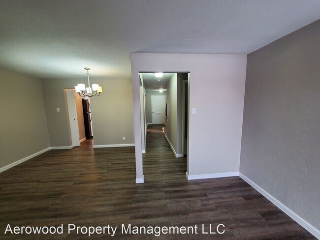 Building Photo - 3 br, 2 bath House - 5608 S Lowell Street