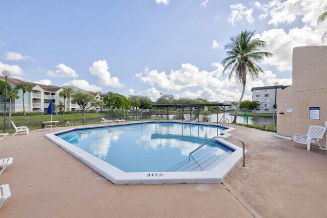 Building Photo - 8030 Hampton Blvd