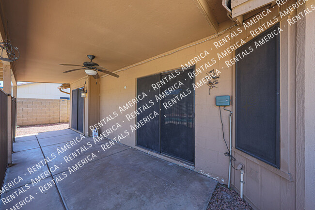 Building Photo - 8768 W Berridge Ln