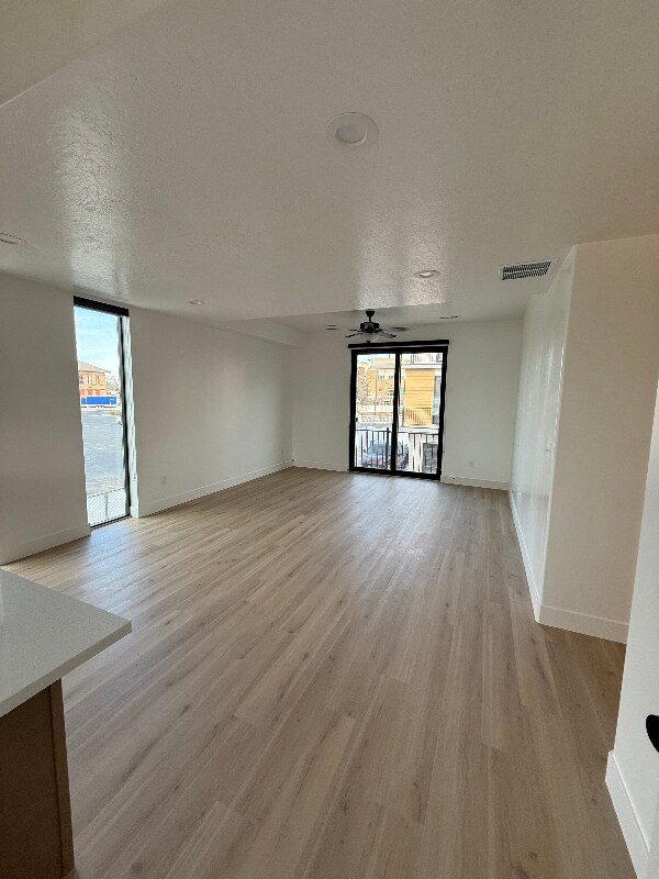 Building Photo - 43 N 100 E