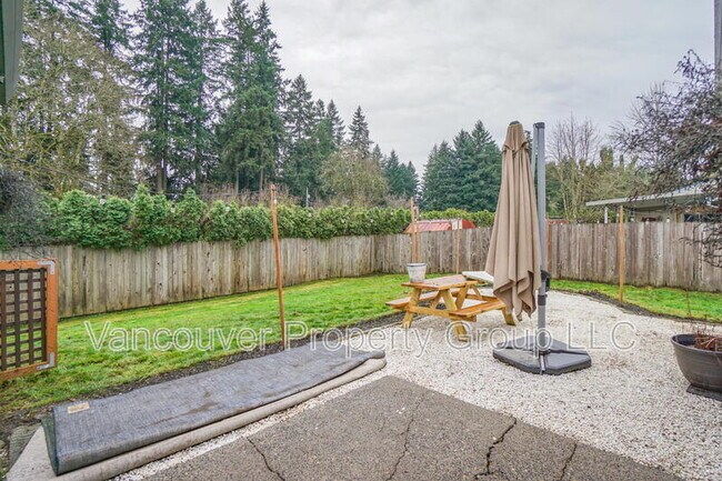 Building Photo - 12509 NE 35th St