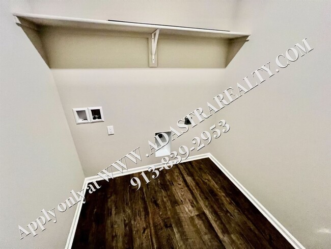 Building Photo - Brand NEW!! Spacious 4 Bed 2 Bath Home in Gardner-Coming Soon!!