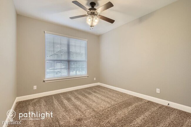 Building Photo - 5 br, 2 bath House - 540 Hunt Farms Road UNIT