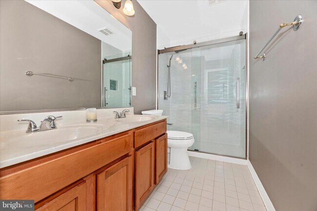 Building Photo - 3907 Braveheart Cir