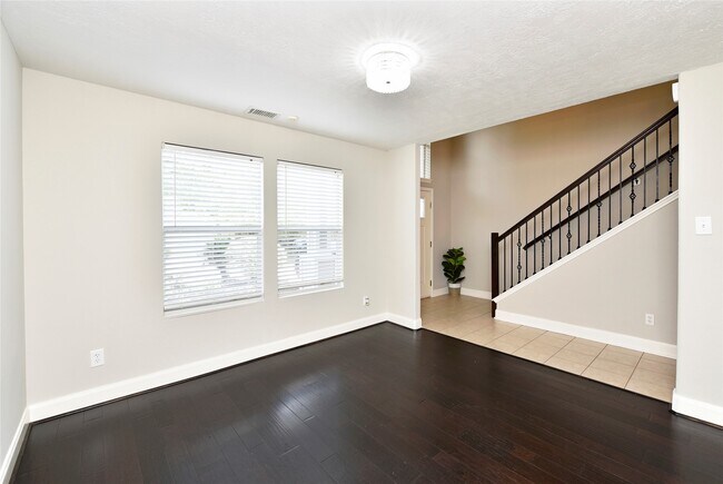 Building Photo - 159 N Vesper Bend Cir