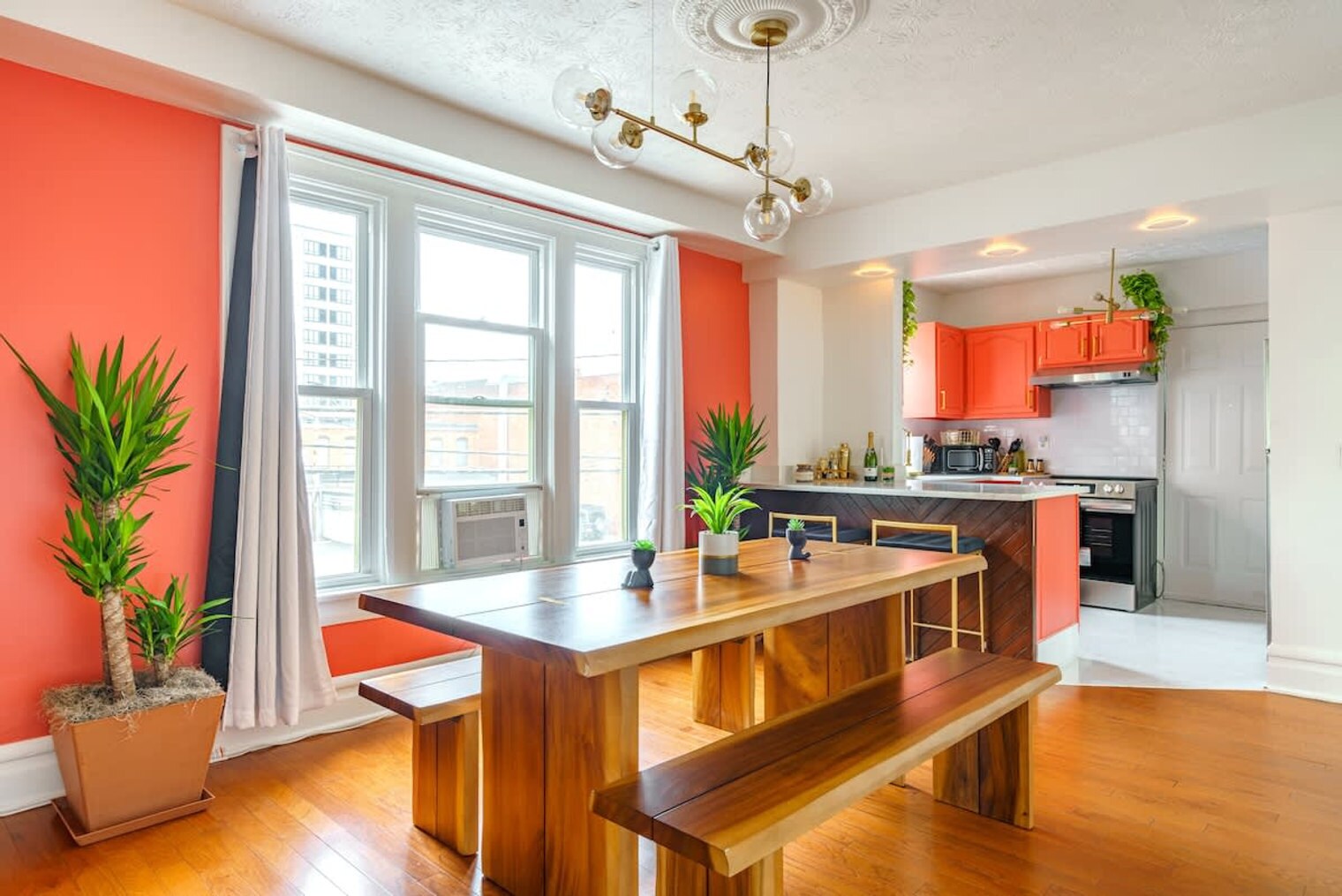 Building Photo - 29 Lundy St