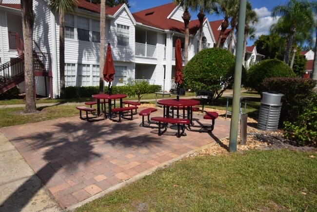 Building Photo - 11562 Westwood Blvd