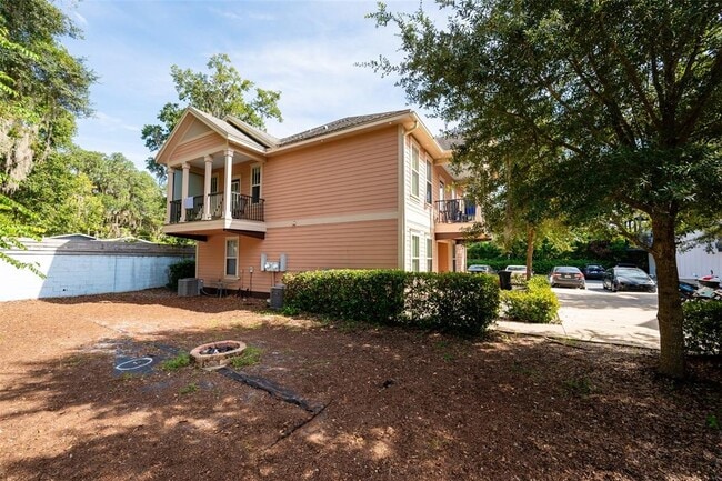 Building Photo - 711 NW 10th St