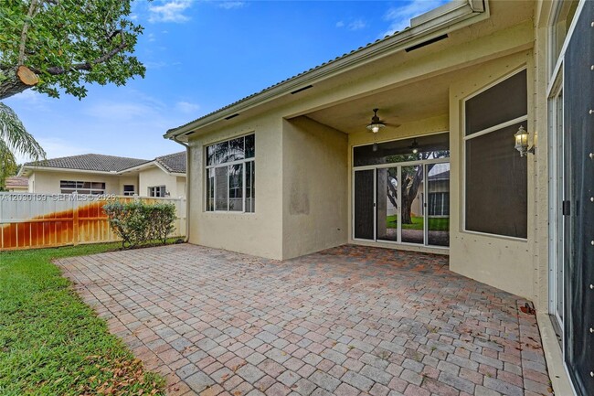 Building Photo - 6334 SW 192nd Ave
