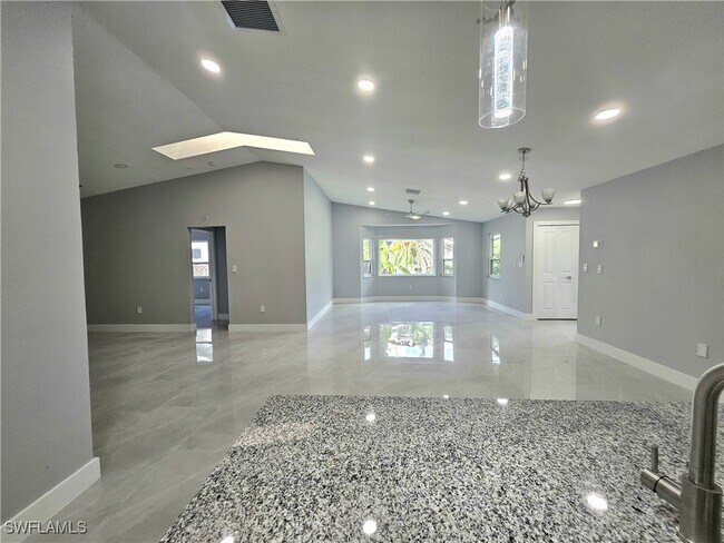 Building Photo - 17762 Park Village Blvd