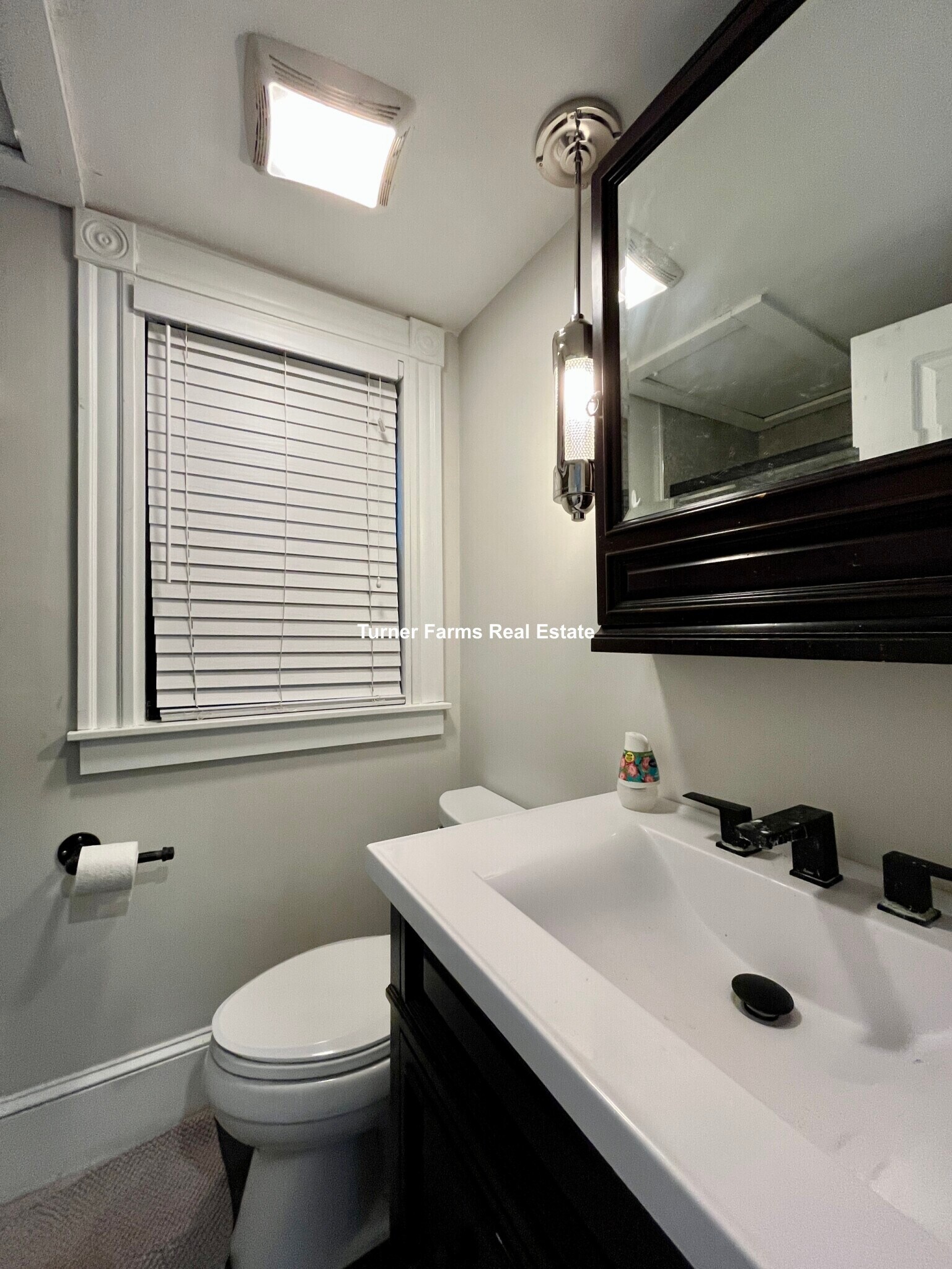 Building Photo - 1520 Tremont St