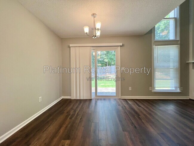 Building Photo - 2813 Priestcliff Dr SE