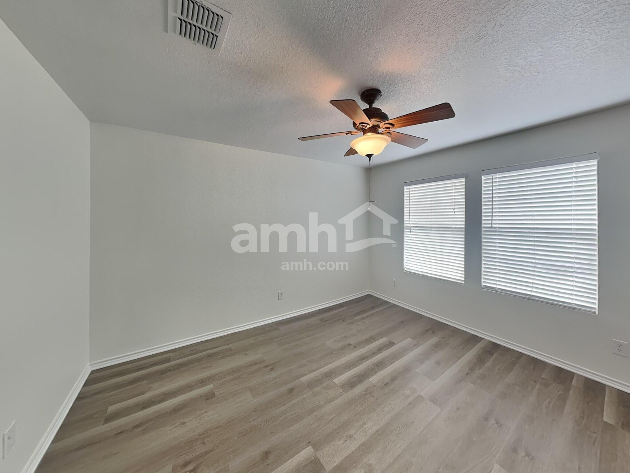 Building Photo - 629 Northhill Cir