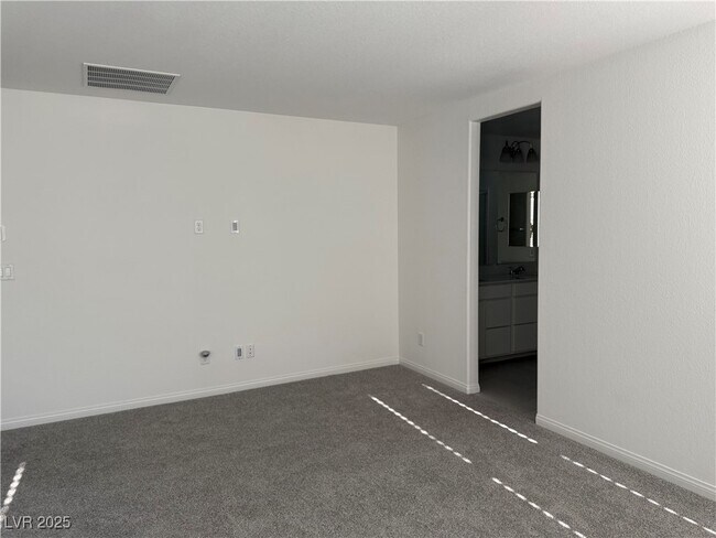 Building Photo - 10233 S Ullom Dr