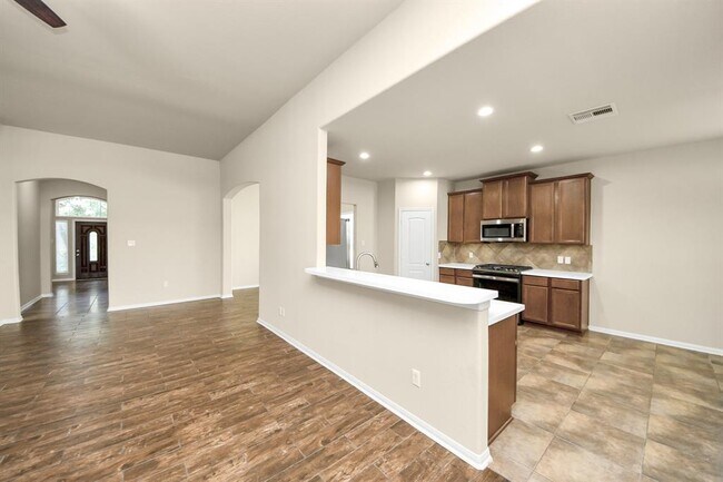 Building Photo - 18611 Tanglerose Ct