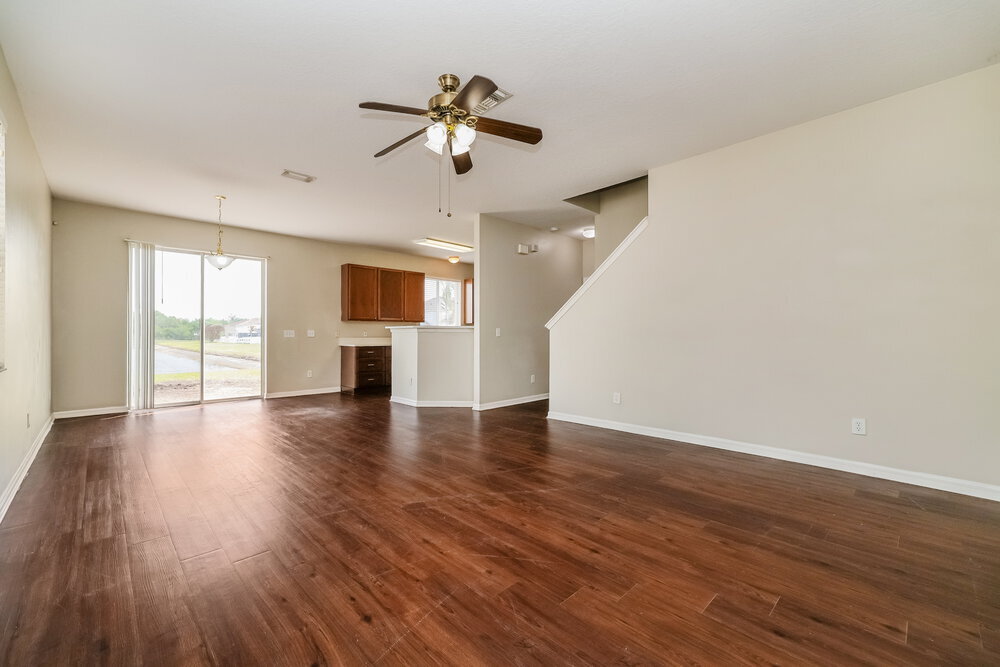 Building Photo - 11050 Golden Silence Dr